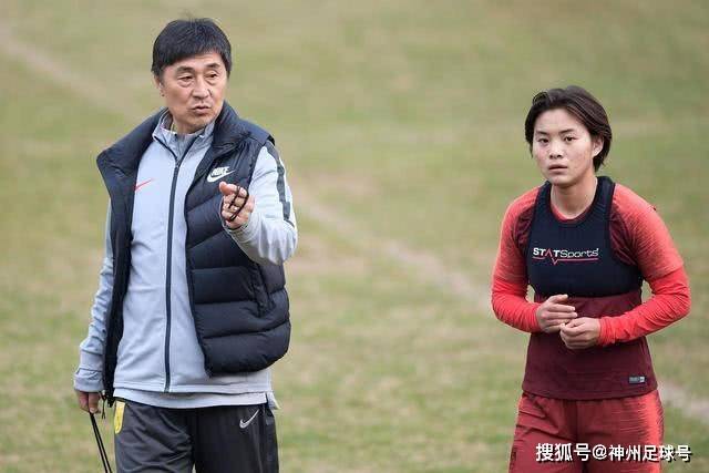 汤普森与杜兰特的口水战，昔日好友翻脸